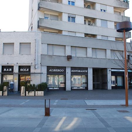Albergo Sole Mariano Comense Exteriör bild