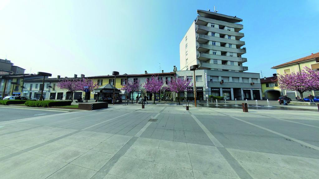 Albergo Sole Mariano Comense Exteriör bild