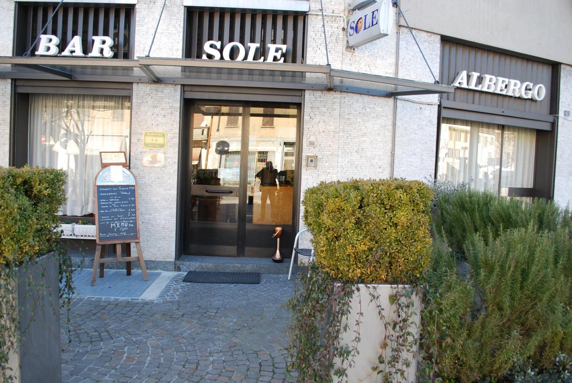 Albergo Sole Mariano Comense Exteriör bild